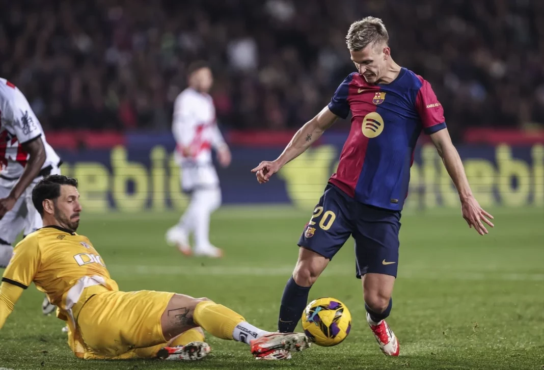 Pep Guardiola amenza al Fc Barcelona por Dani Olmo. Fuente: Agencias