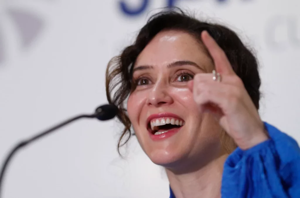 La presidenta de la Comunidad de Madrid, Isabel Díaz Ayuso, recorta los impuestos en Sucesiones y Donaciones de Grado III por primera vez en España. Fuente: Agencias