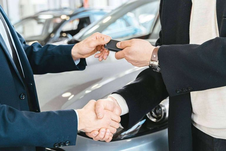 Cada vez más conductores logran recuperar su dinero por intereses abusivos en préstamos de coches