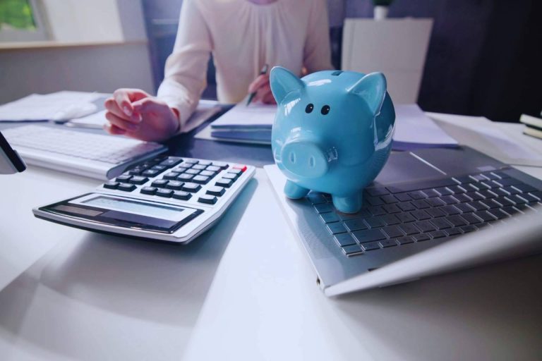 Funciones y características que definen a un asesor financiero de confianza