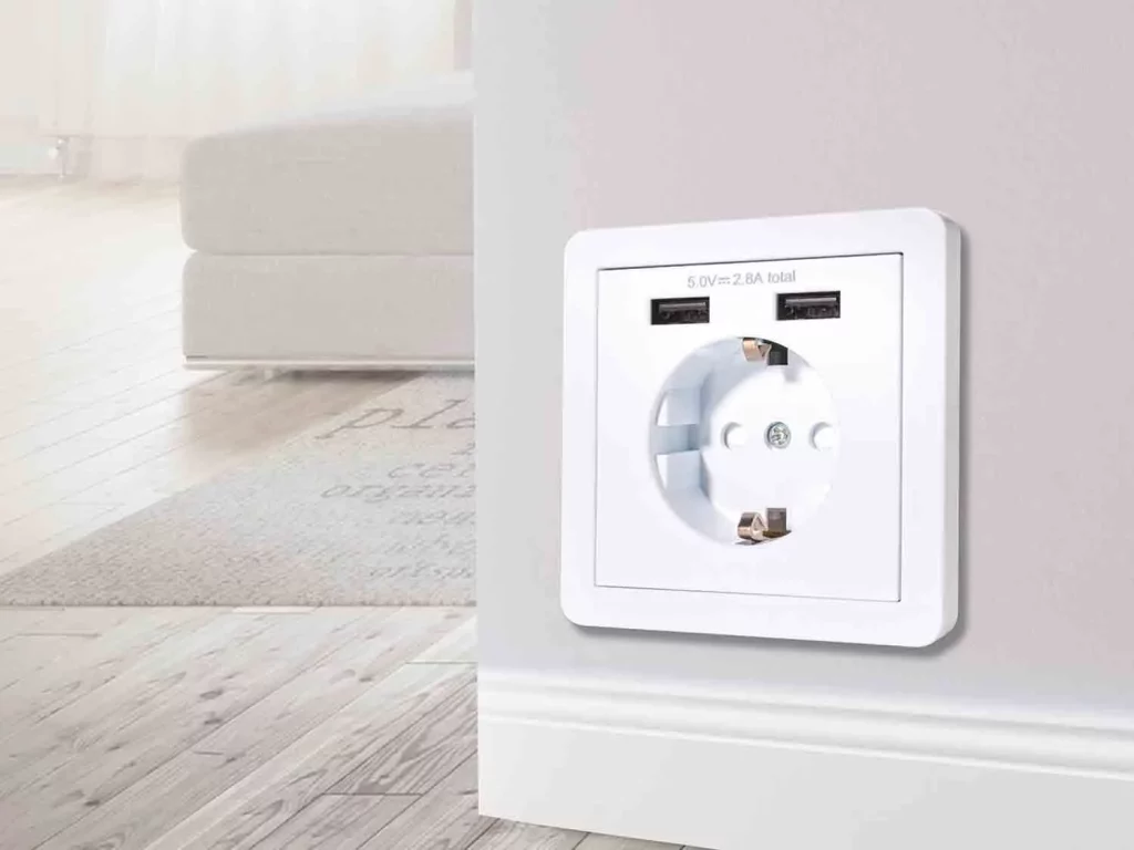 Lidl te ayuda a modernizar tu hogar: enchufes con puertos USB a precio de ganga 35 Facilidad de instalación y diseño práctico