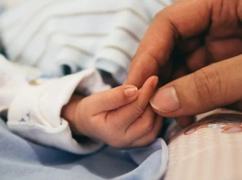 Presión a la ayuda de 200 euros por hijo para que no se quede fuera de los PGE Fuente: Hospital Ruber Internacional Presión a la ayuda de 200 euros por hijo para que no se quede fuera de los PGE Fuente: Hospital Ruber Internacional