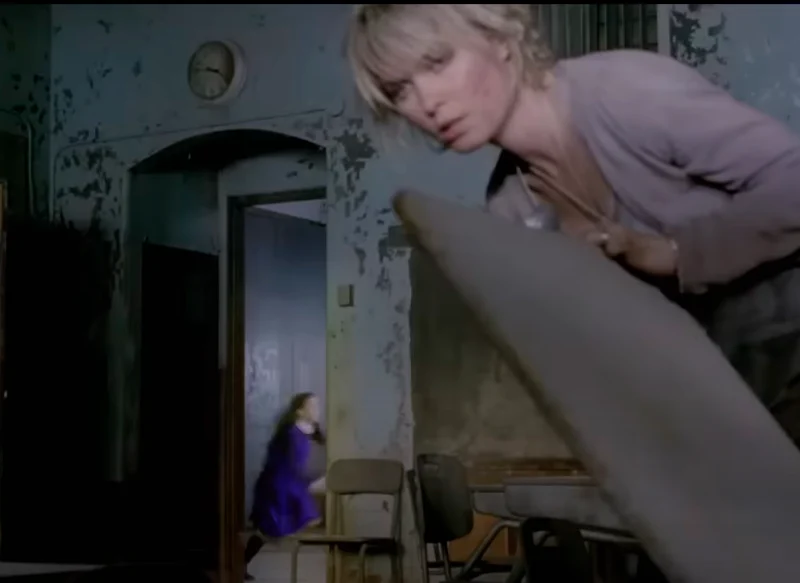 ¿DE QUÉ VA ESTA ADAPTACIÓN DISPONIBE EN NETFLIX?