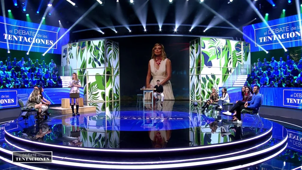 Anita se ve acorralada por Sandra Barneda