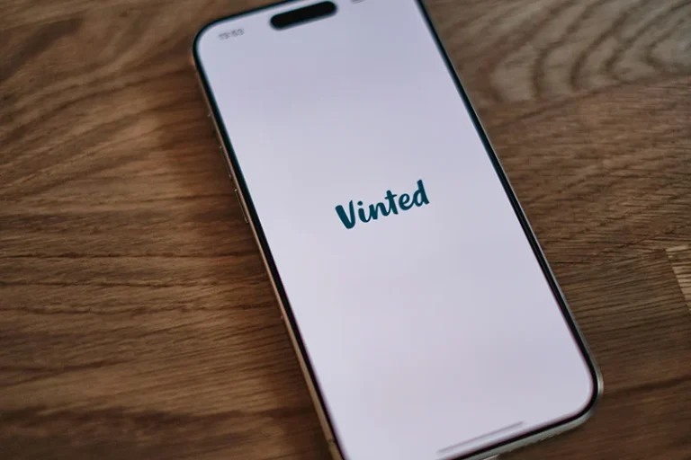 Así puedes usar plataformas de compraventa como Vinted o Wallapop sin caer en timos