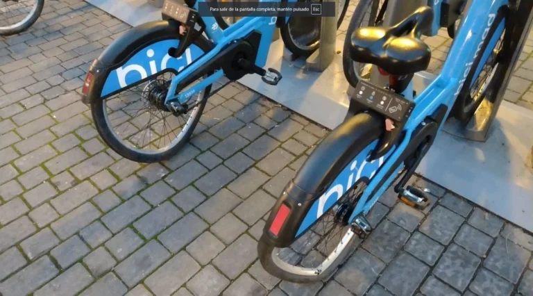 Bicimad desoye los accidentes de usuarios y riders por el «lamentable» estado de las bicicletas