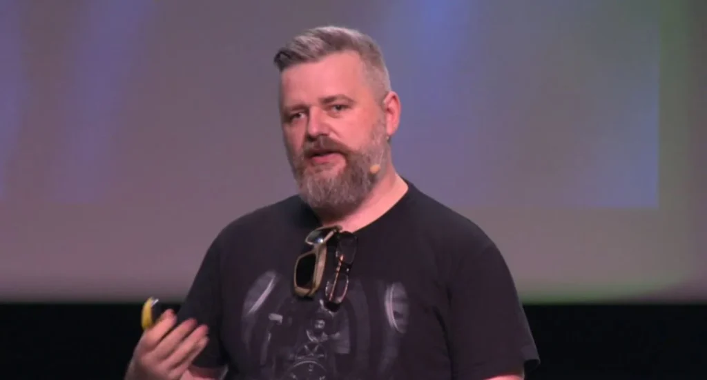 De «nazi» a «woke»: La polarización del videojuego en el RPG medieval 'Kingdom Come Deliverance 2' 1 Daniel Vávra (Warhorse Studios) durante una charla en Digital Dragons