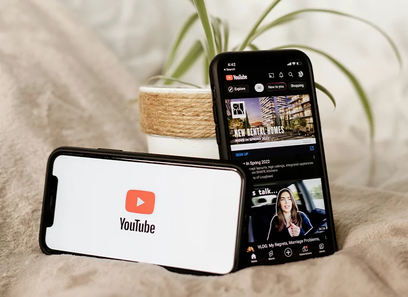 EN MANOS DE LOS CREADORES DE YOUTUBE