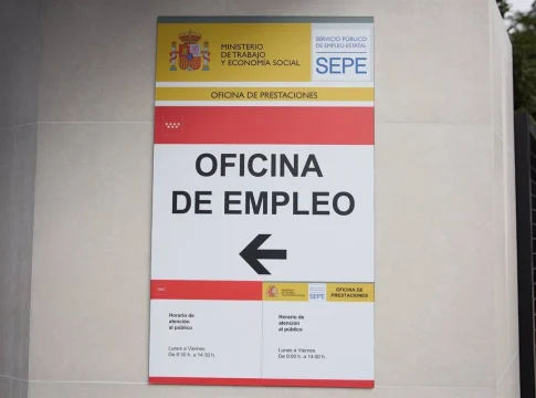 El SEPE entra en números rojos pese a los datos de paro El SEPE entra en números rojos pese a los datos de paro