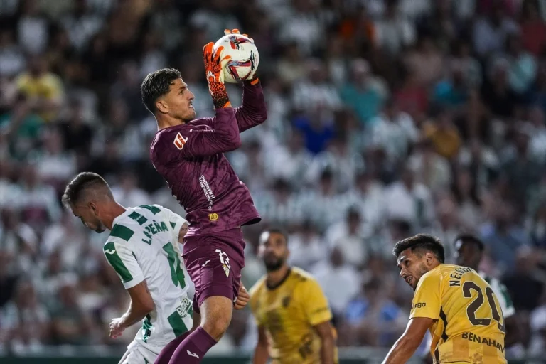 El jeque del PSG quiere comprar el Málaga CF