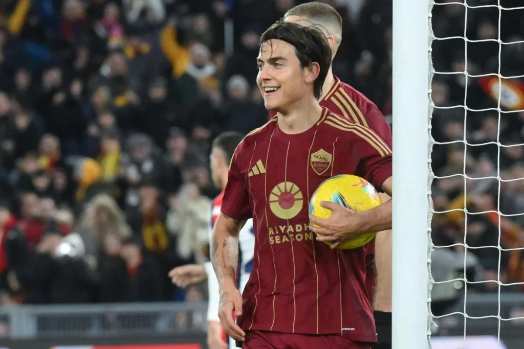 Paulo Dybala puede ser el recambio de Correa en el Atlético de Madrid Fuente: EFE