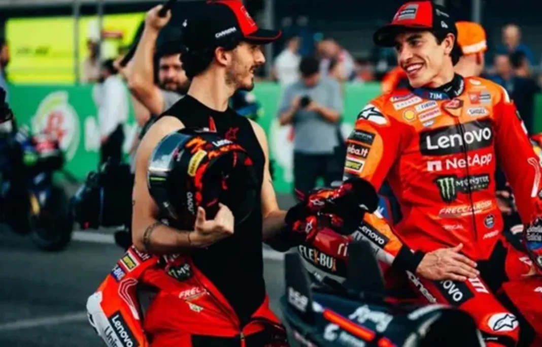 El plan desesperado de Pecco Bagnaia para competir de tú a tú con Marc Márquez Fuente: @MotoGP