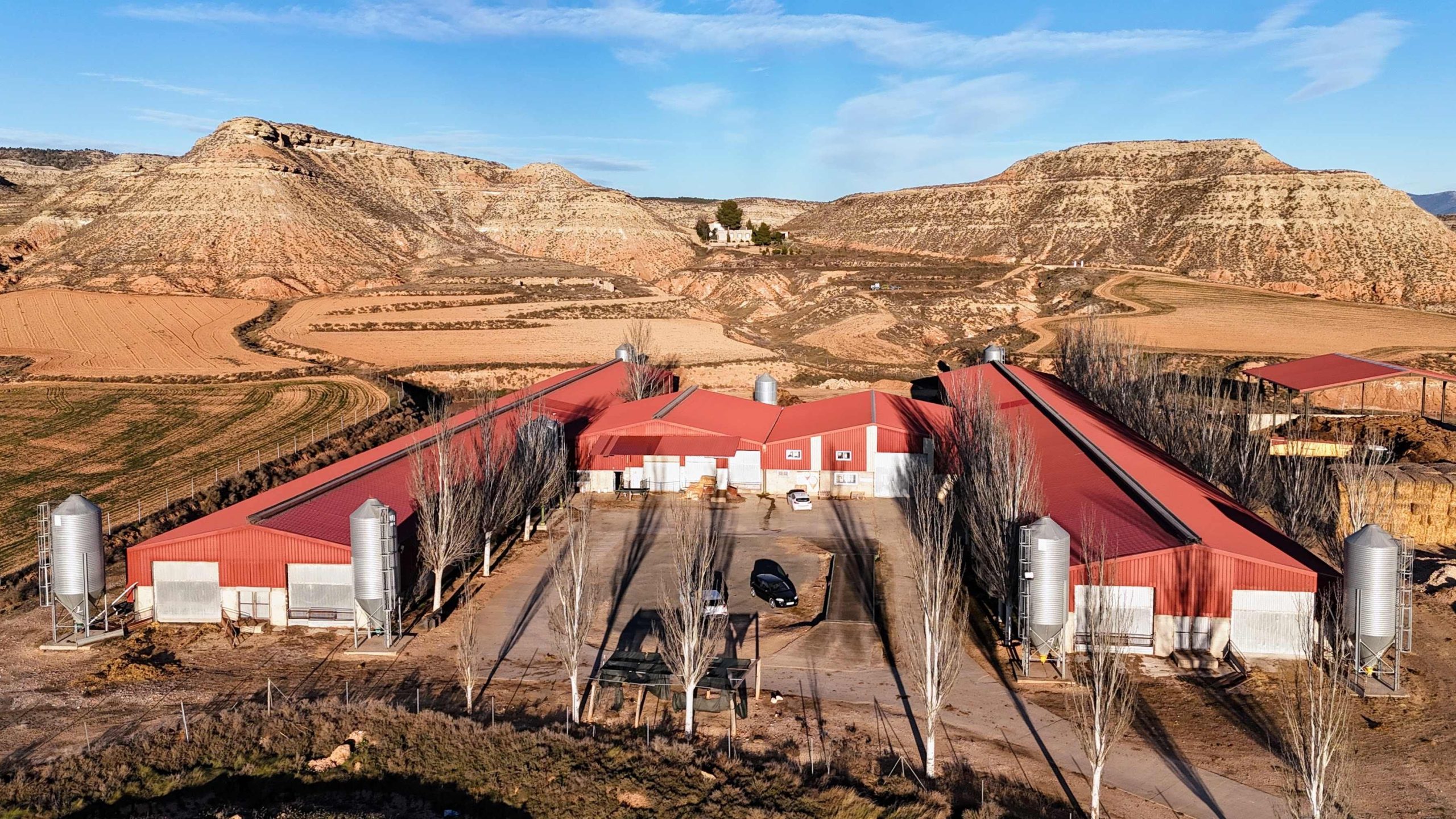 El cebadero de terrer acogera una de las 12 instalaciones fotovoltaicas scaled