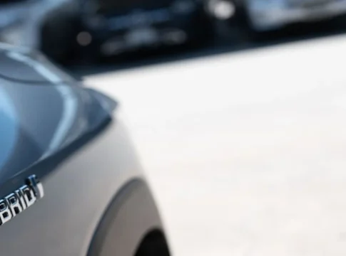 Europa baraja fechas para la prohibición de coches híbridos Fuente: Europa Press Europa baraja fechas para la prohibición de coches híbridos Fuente: Europa Press