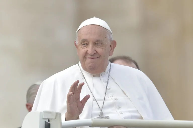 El Papa Francisco será dado de alta este domingo tras 37 días ingresado en el Hospital Gemelli de Roma