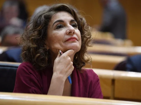 Hacienda pone el ojo en Wallapop y Airbnb para controlar ventas y alquileres en 2025 Hacienda pone el ojo en Wallapop y Airbnb para controlar ventas y alquileres en 2025