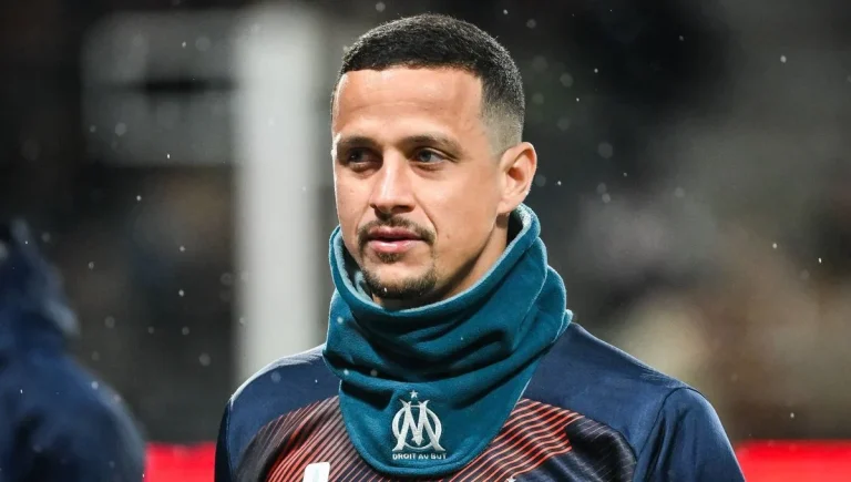 Luiz Felipe se pone otra vez a tiro del Betis ¡y gratis!