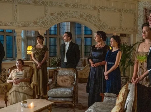 Manuel se va del palacio mientras los secretos se agitan en La Promesa | Fuente: RTVE Manuel se va del palacio mientras los secretos se agitan en La Promesa