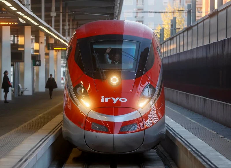 VIAJAR EN AVE, TREN Y AUTOBÚS MÁS BARATO ES POSIBLE