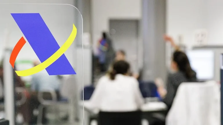 Ya está disponible el simulador de la Renta 2024: cómo saber si te sale a pagar o a devolver