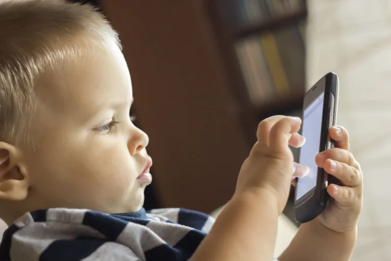 Qué es la Generación Beta y por qué marcará un antes y un después en la humanidad