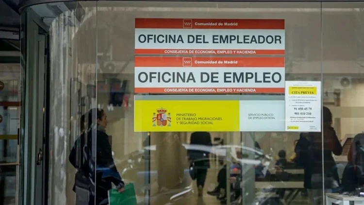 ¿Quiénes pueden recibir esta ayuda del SEPE? Tres requisitos clave