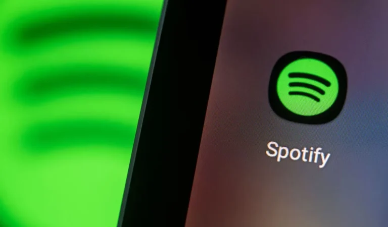 El modelo Spotify castiga a los artistas, pero premia a las discográficas