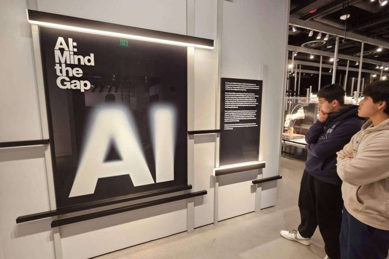 La escuela afronta el reto de enseñar Inteligencia Artificial vinculada con la ética y la filosofía