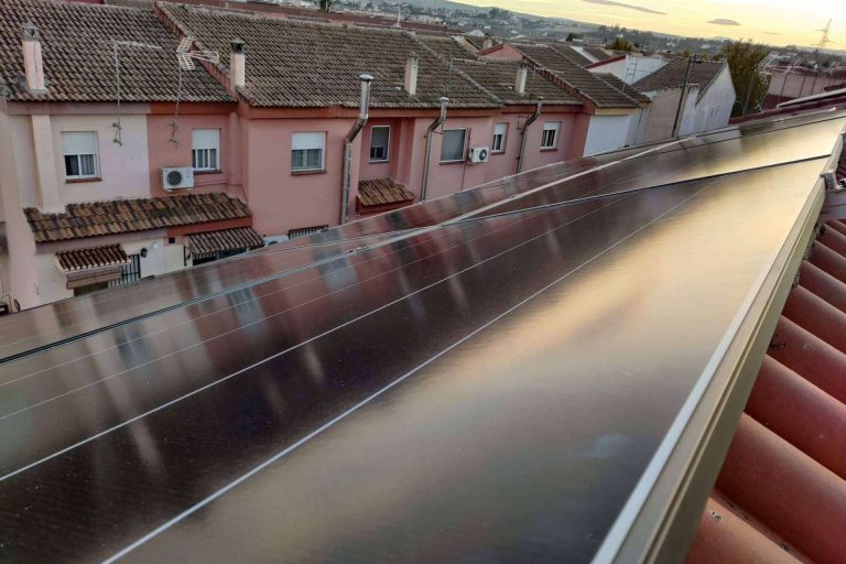 Hacer que el sol pague la factura de la luz; Así funcionan las placas solares