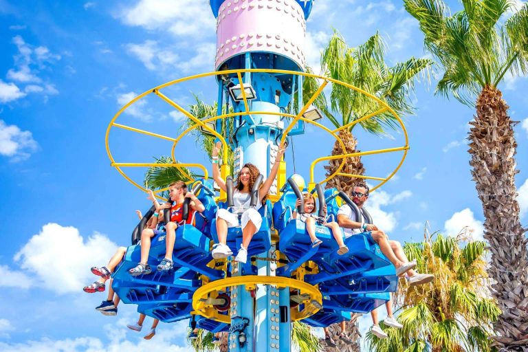 Diversión familiar garantizada en el parque de atracciones en Santa Pola de Pola Park