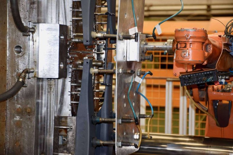 Cómo la inyección de termoplásticos impulsa la eficiencia en productos industriales