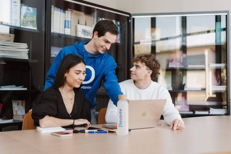 Panorama 2025, las oposiciones con mejores perspectivas, según el análisis de MasterD