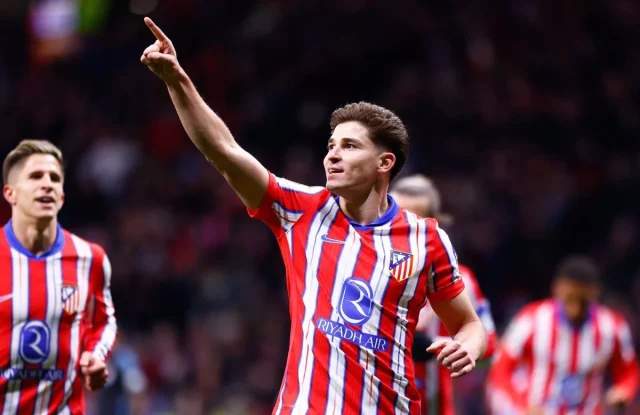 "No me pongo techo": Julián Álvarez habla claro sobre los rumores del Barça y su gran momento en el Atlético