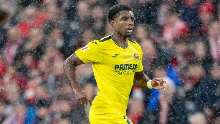 Logan Costa agita los despachos del Villarreal CF con súper oferta de Premier