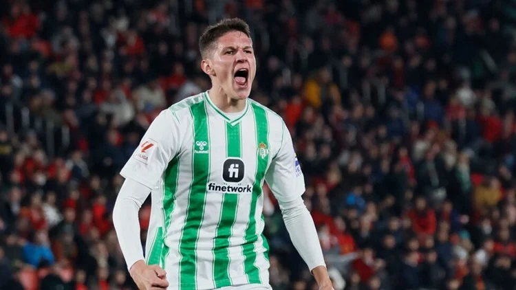 Sergi Altimira en un partido con el Betis Fuente: Agencias