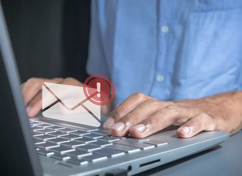 ¿ES RECOMENDABLE MARCAR UN EMAIL COMO SPAM_