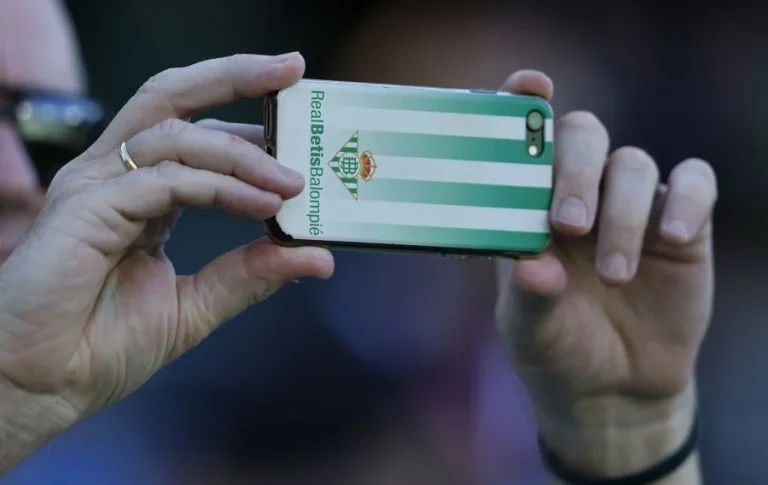 ElGranDerbi de Sevilla baja un 65% su tasa de odio en redes