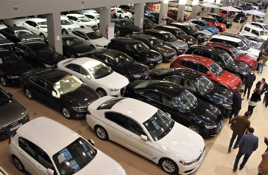 La OCU alerta de las cláusulas abusivas en los concesionarios de España 1 Cláusulas ocultas y condiciones desproporcionadas: así afectan al consumidor