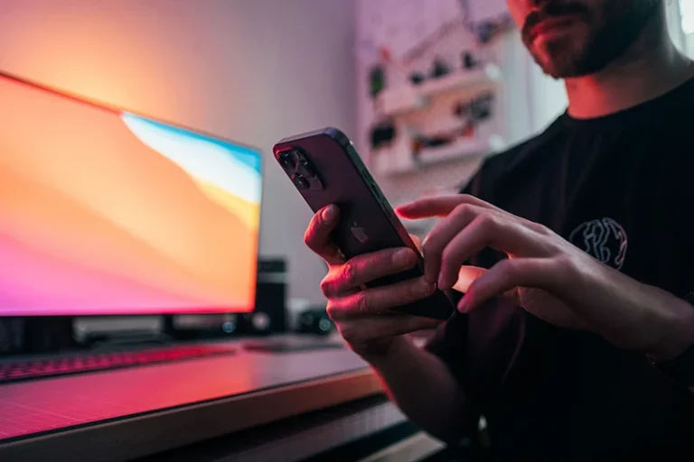 Dale una nueva vida a tu viejo smartphone: Así puedes convertirlo en un Chromecast