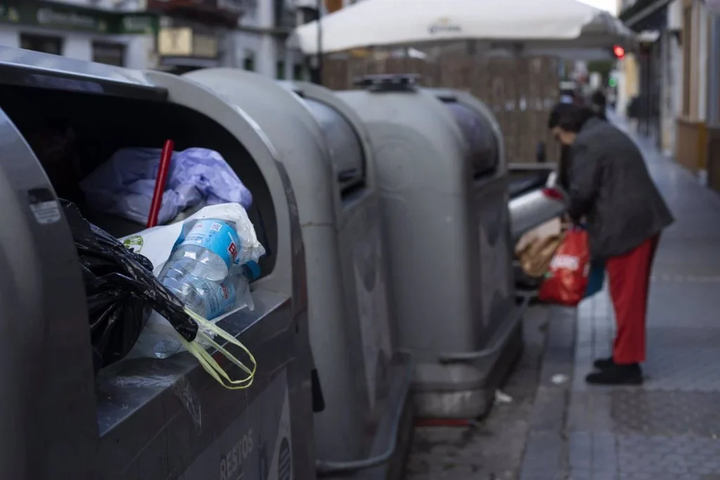 A la nueva tasa de basuras le da igual que recicles bien o mal 3 Disparidades locales en la aplicación de la tasa