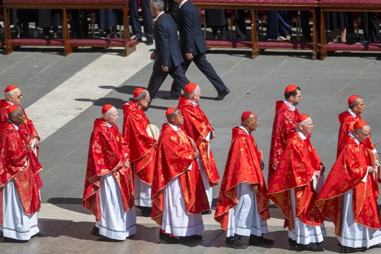 El Vaticano recurre a la IA para blindarse ante la elección del nuevo papa