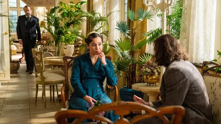 La Promesa: Un «regalo» pondría en evidencia al asesino de Jana y Dolores