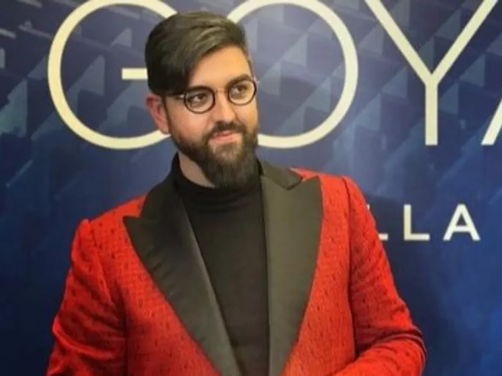 El desmentido público