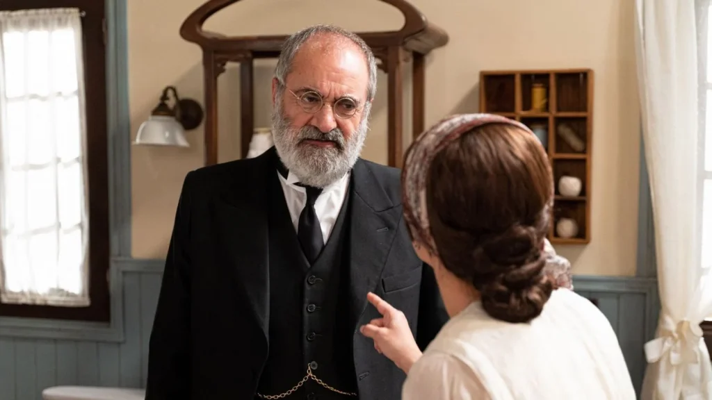 La Promesa: Nuevos personajes llegan al palacio y una fiesta amenaza la investigación de Jana 69 El pasado entre Emilia y Rómulo