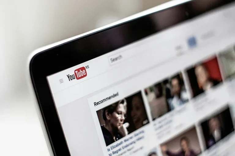 El truco oculto para saltarse los anuncios de YouTube sin ser 'premium'