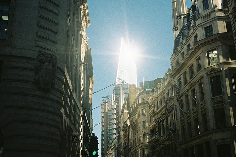 FUNCIÓN DE ESTE MAPA CON LUZ SOLAR