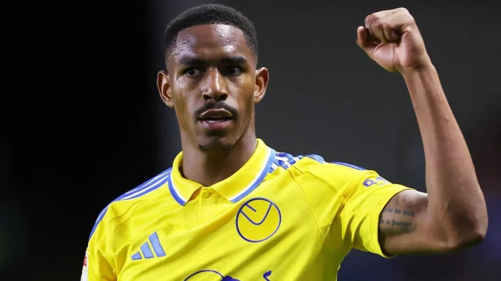 Pellegrini flipa con el Betis 2026: 2 fichajes top ya cerrados 89 Junior Firpo Pellegrini Fuente: Leeds United