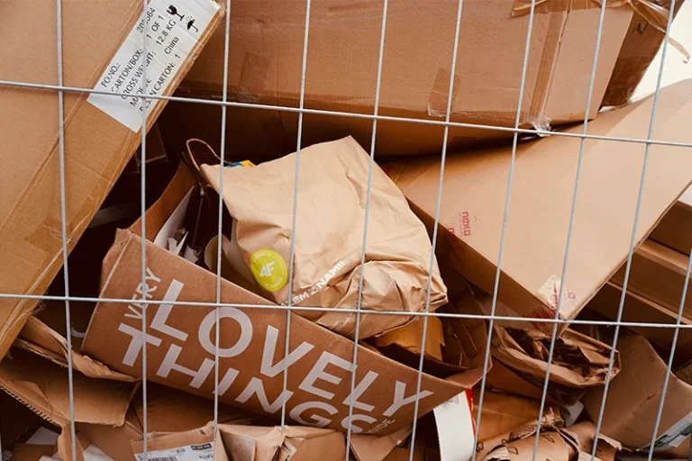 La Guardia Civil avisa a los españoles: No tires esto a la basura o podrías estar en peligro