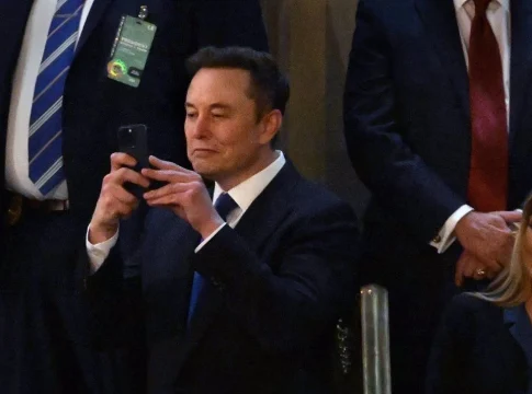 La última pelea de Elon Musk es con Netflix por la serie 'Adolescencia' La última pelea de Elon Musk es con Netflix por la serie 'Adolescencia'