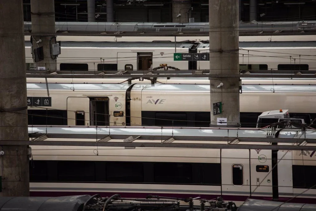 Cronología de una España a oscuras: rescates, clases canceladas y carrera contrarreloj 1 Los rescates que marcaron el inicio de la crisis energética: ¿cómo llegamos hasta aquí?